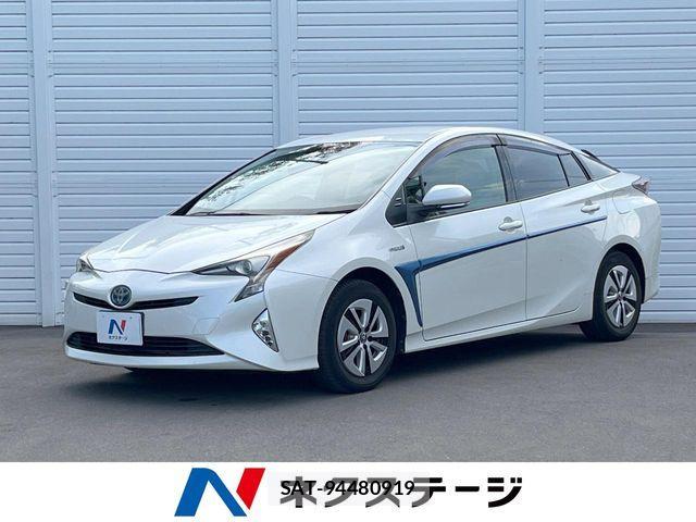 Toyota PRIUS 2015-12 8881640-0