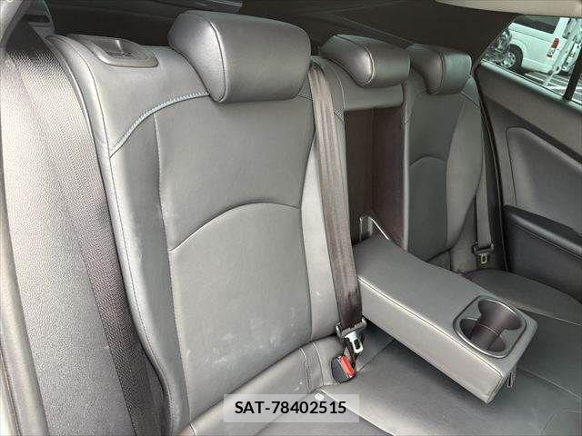 Toyota PRIUS 2019-12 8881609-10