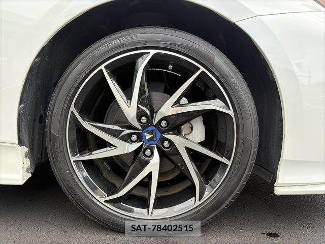 Toyota PRIUS 2019-12 8881609-15