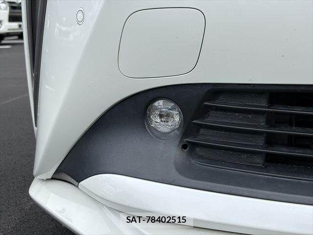 Toyota PRIUS 2019-12 8881609-26