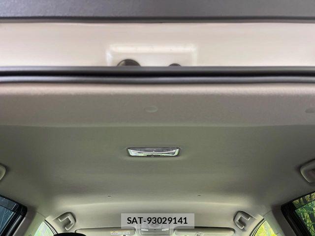 Toyota PRIUS 2015-09 8881646-11