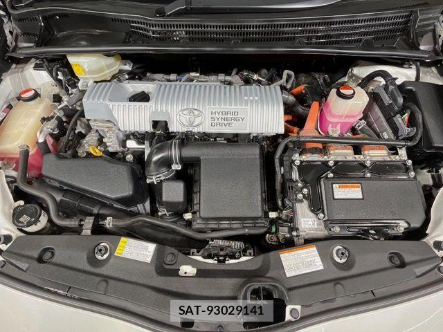 Toyota PRIUS 2015-09 8881646-17