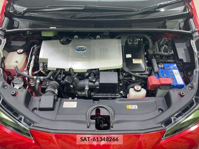 Toyota PRIUS 2019-05 8881610-17