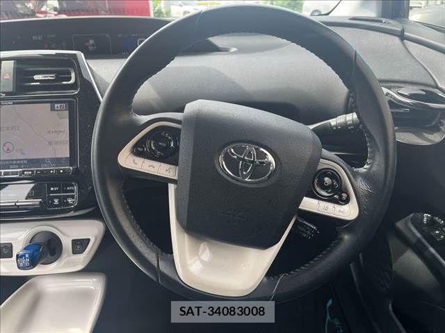 Toyota PRIUS 2016-07 8881633-9