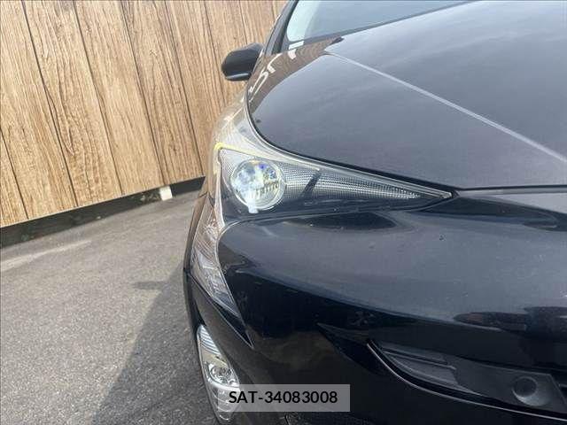 Toyota PRIUS 2016-07 8881633-29