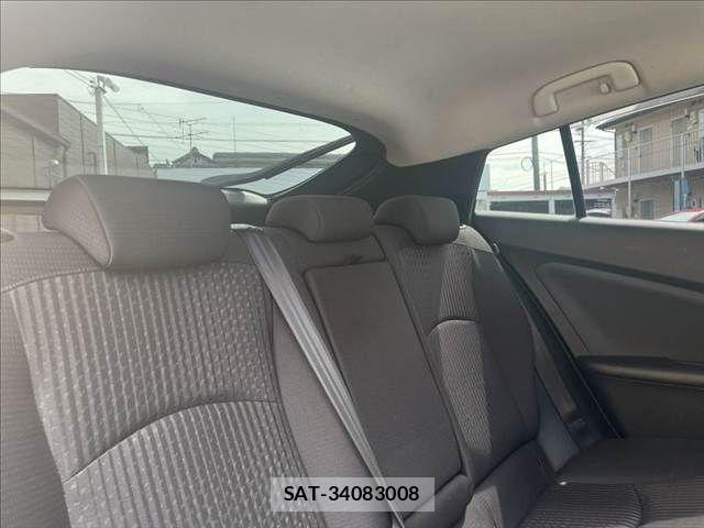 Toyota PRIUS 2016-07 8881633-7