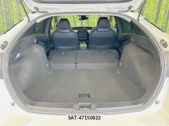 Toyota PRIUS 2019-08 8881613-10