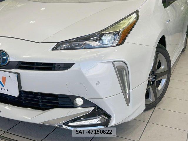 Toyota PRIUS 2019-08 8881613-11