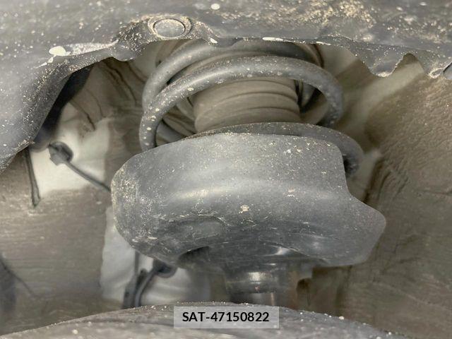 Toyota PRIUS 2019-08 8881613-19