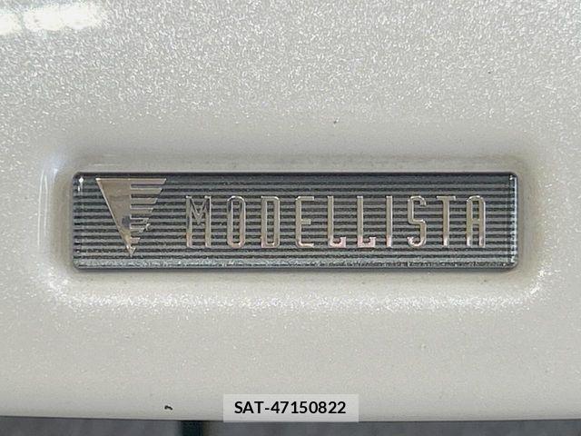 Toyota PRIUS 2019-08 8881613-2