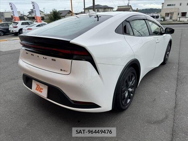 Toyota PRIUS 2025-07 8881596-14