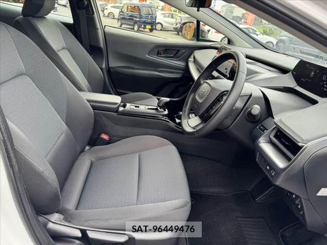 Toyota PRIUS 2025-07 8881596-15