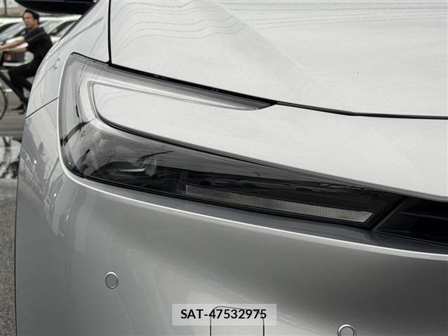 Toyota PRIUS 2024-01 8881597-10
