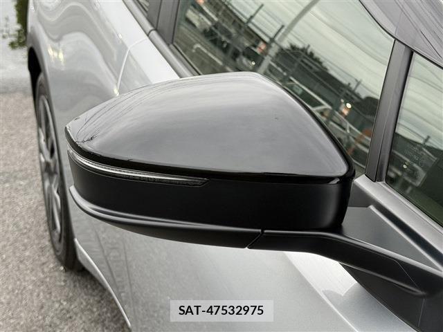 Toyota PRIUS 2024-01 8881597-27