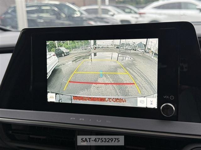 Toyota PRIUS 2024-01 8881597-2