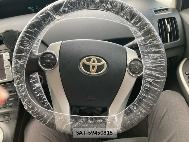 Toyota PRIUS 2009-06 8881674-15