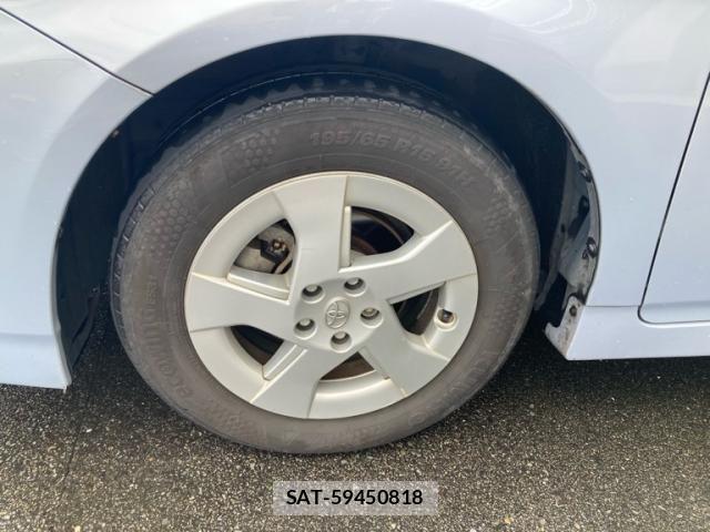 Toyota PRIUS 2009-06 8881674-8