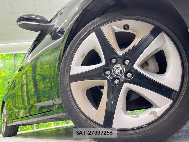 Toyota PRIUS 2016-11 8881611-12