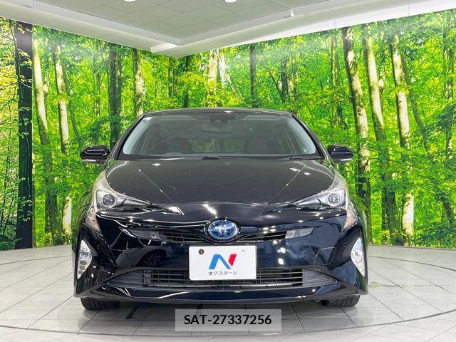 Toyota PRIUS 2016-11 8881611-13