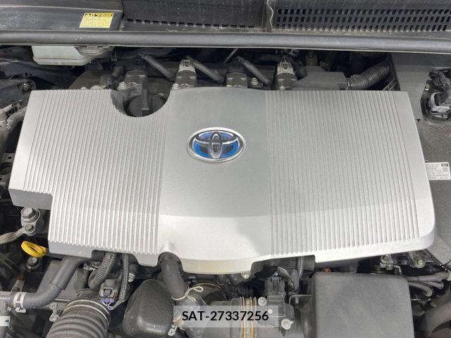 Toyota PRIUS 2016-11 8881611-17