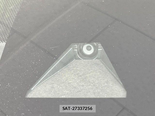 Toyota PRIUS 2016-11 8881611-4
