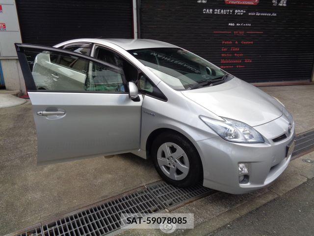 Toyota PRIUS 2009-12 8881656-7