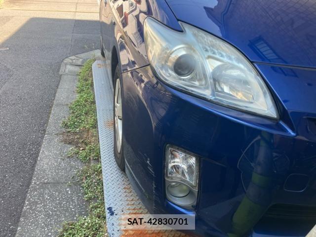Toyota PRIUS 2009-11 8881671-1