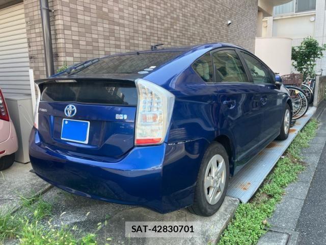 Toyota PRIUS 2009-11 8881671-4