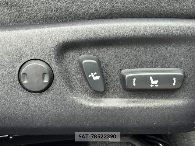 Toyota PRIUS 2014-04 8881648-28