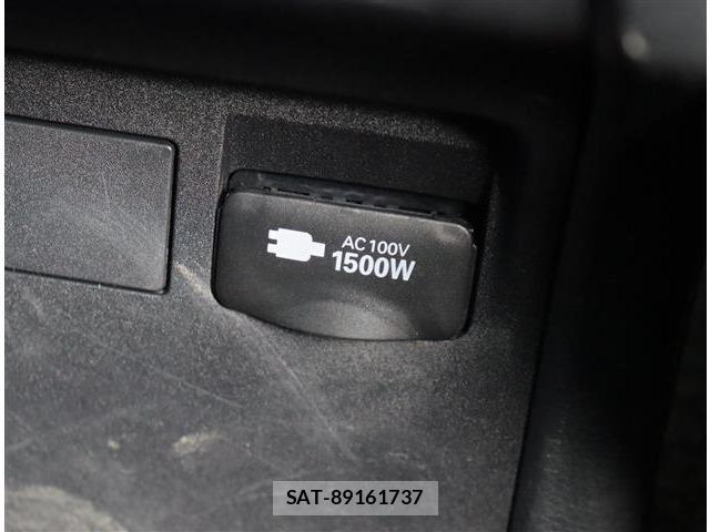 Toyota PRIUS 2023-09 8881598-21