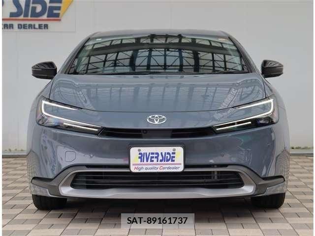 Toyota PRIUS 2023-09 8881598-24