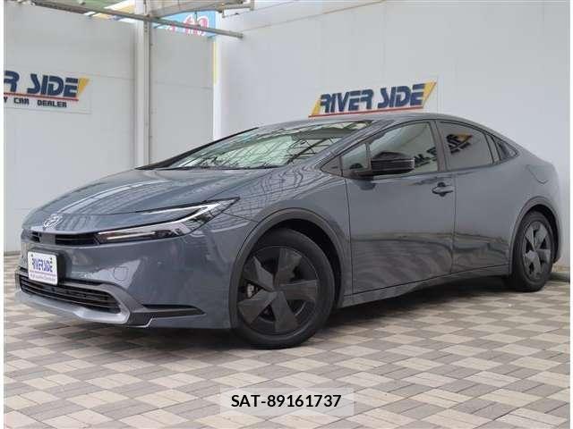 Toyota PRIUS 2023-09 8881598-26