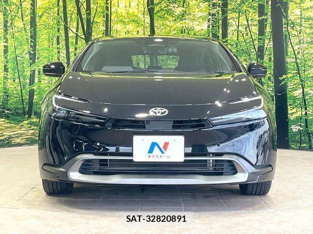 Toyota PRIUS 2023-02 8881594-13