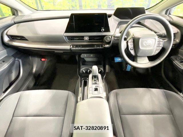 Toyota PRIUS 2023-02 8881594-1
