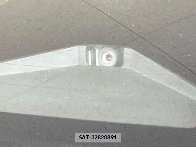 Toyota PRIUS 2023-02 8881594-2
