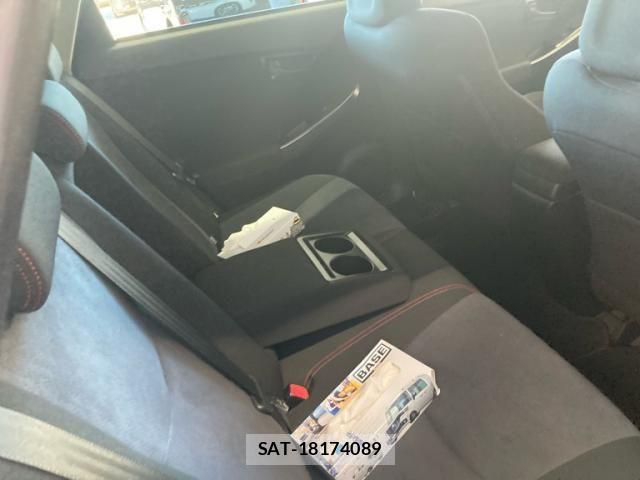 Toyota PRIUS 2014-03 8881653-15