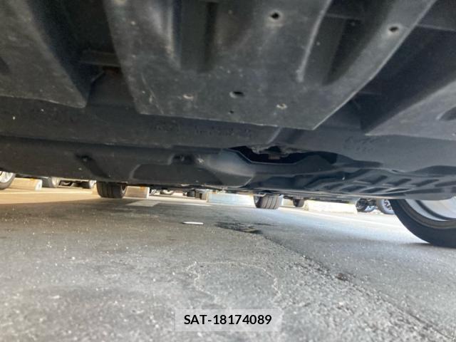 Toyota PRIUS 2014-03 8881653-3