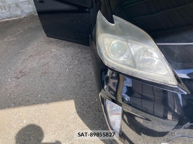 Toyota PRIUS 2014-02 8881669-5