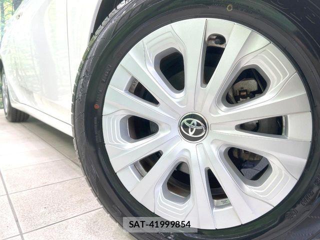 Toyota PRIUS 2019-08 8881615-12
