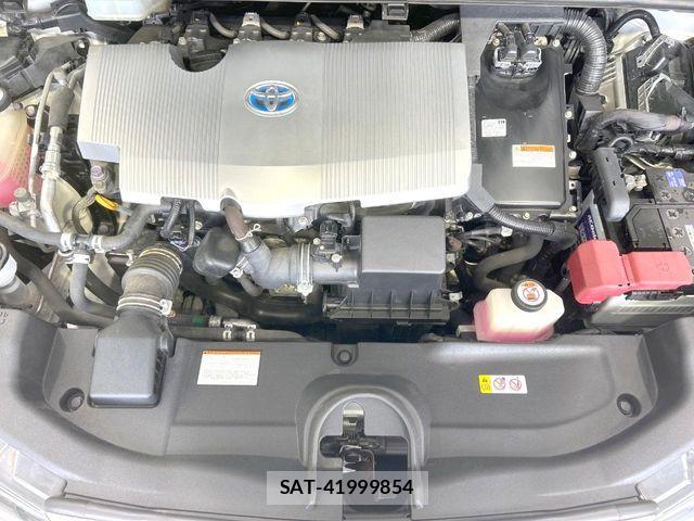 Toyota PRIUS 2019-08 8881615-17