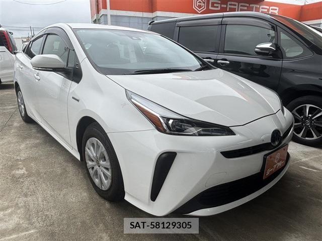 Toyota PRIUS 2019-09 8881629-0