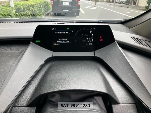 Toyota PRIUS 2025-10 8881583-15