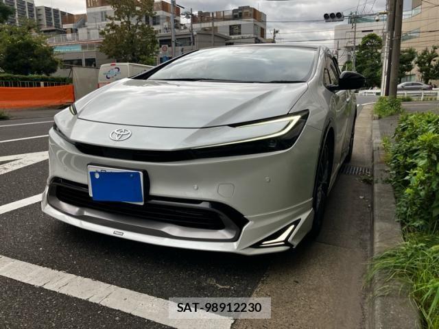 Toyota PRIUS 2025-10 8881583-1