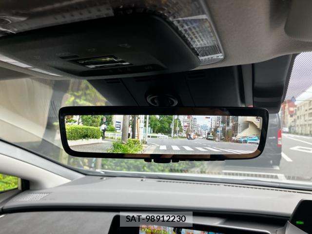 Toyota PRIUS 2025-10 8881583-20