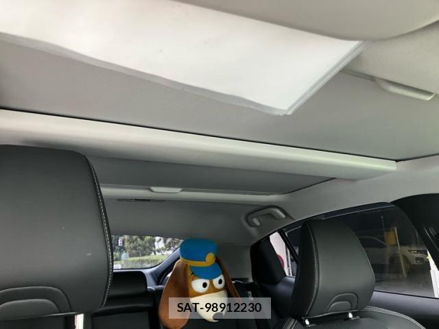 Toyota PRIUS 2025-10 8881583-21