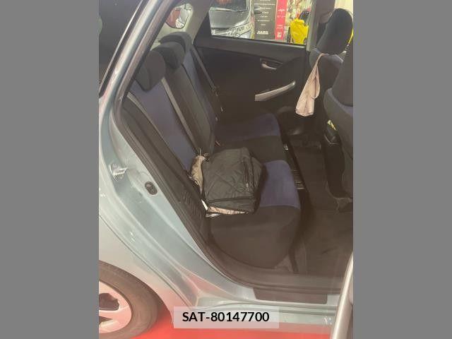 Toyota PRIUS 2014-01 8881660-4