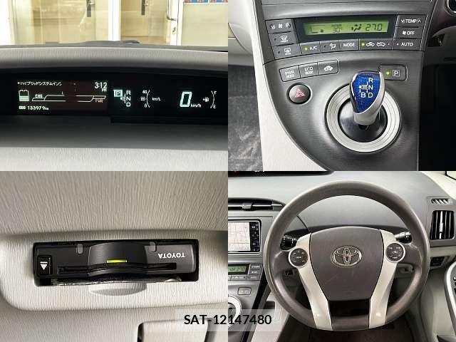 Toyota PRIUS 2010-02 8881663-6