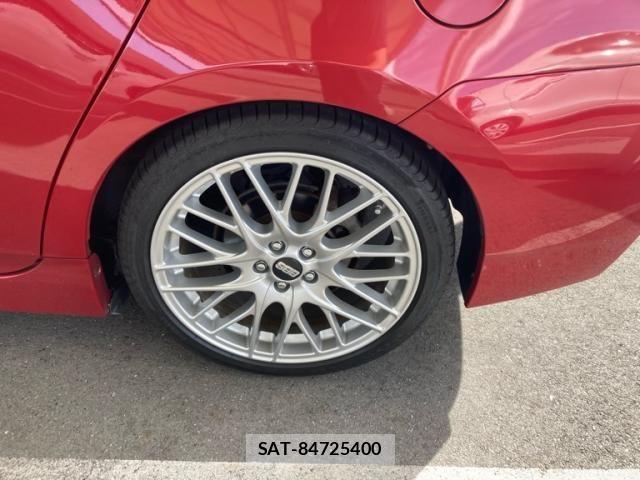 Toyota PRIUS 2013-11 8881672-13