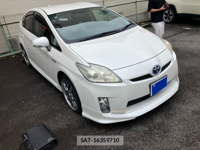 Toyota PRIUS 2011-12 8884206-0