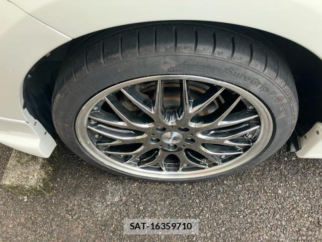 Toyota PRIUS 2011-12 8884206-10